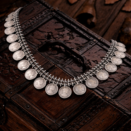Chandra-Sikka Victoria Necklace