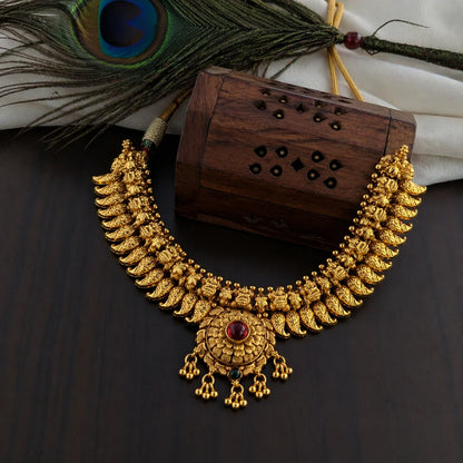 Almora Rangjhilmil Haar