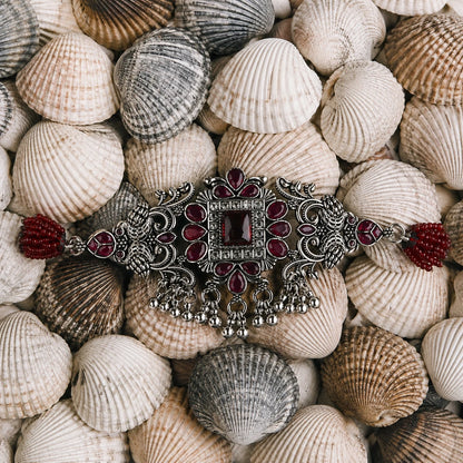 Jageshwari Ratna-Kaari Choker