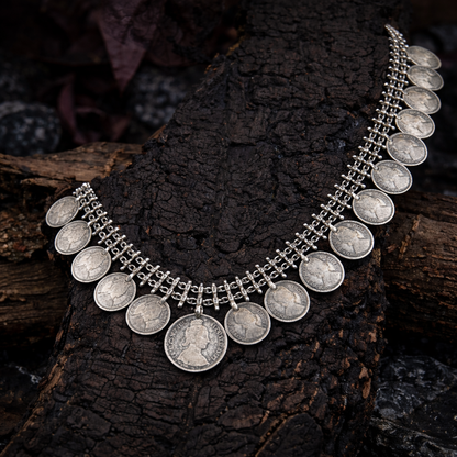 Chandra-Sikka Victoria Necklace