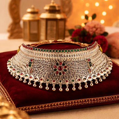 Badrika Pushp Rajat Choker