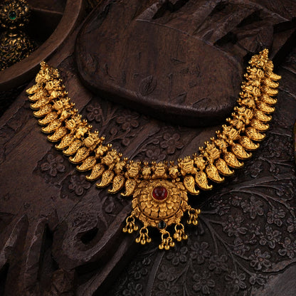 Almora Rangjhilmil Haar