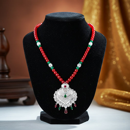 Sundari Crest Necklace