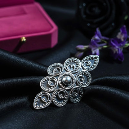 Pichora Dotwork Ring
