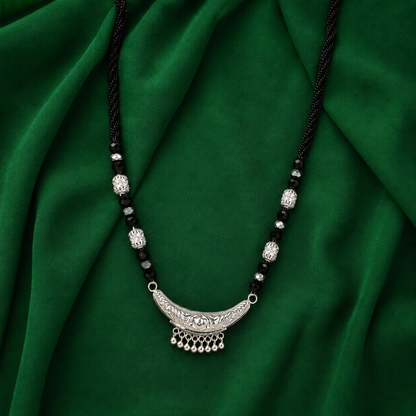 Naini Himrekha White Silver Mangalsutra