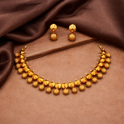 SuryaKiran Pahadi Necklace Set