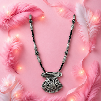 Milam Rajat Veena Mangalsutra