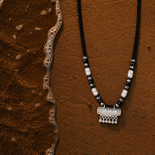 Pangot Tarini White Silver Mangalsutra