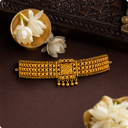 Nanda Surabhi Kanak Choker