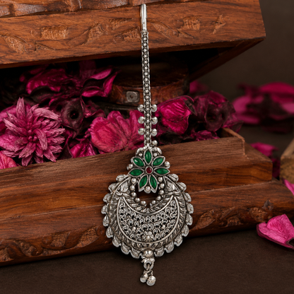 Kafaljyoti Rajsi Maang Tikka