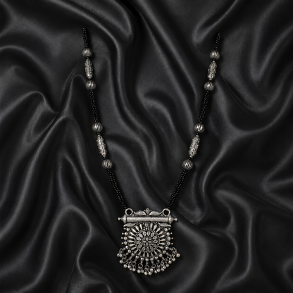 Pindari Chandrika Rajat Mangalsutra