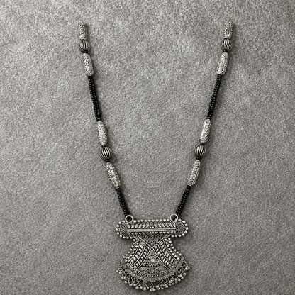 Milam Rajat Veena Mangalsutra