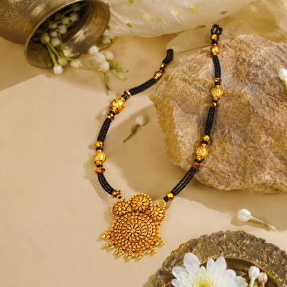 Nandadevi Kanakhaar Long Necklace