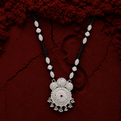 Pindari Prabha White Silver Mangalsutra