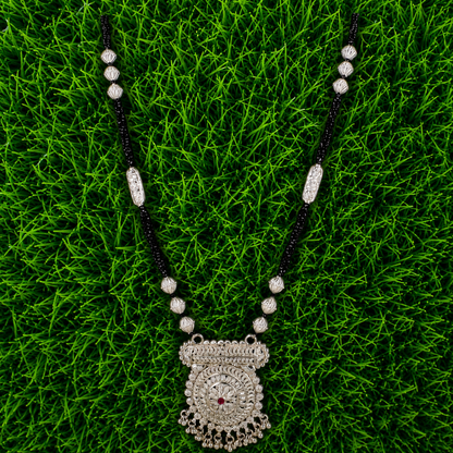 Binsar Tarini White Silver Mangalsutra