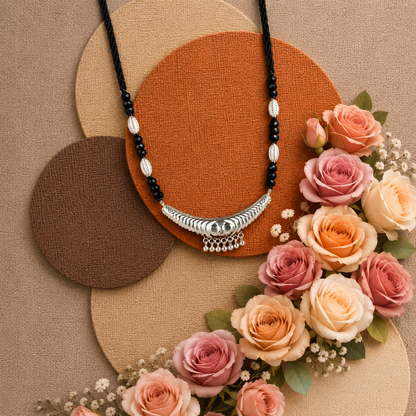 Binsar Shwetika White Silver Mangalsutra
