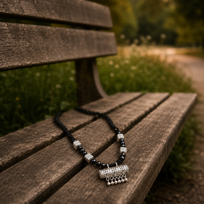 Kedarkanti Viraaj White Silver Mangalsutra