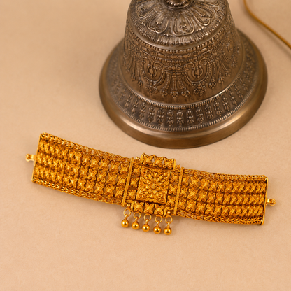 Nanda Surabhi Kanak Choker