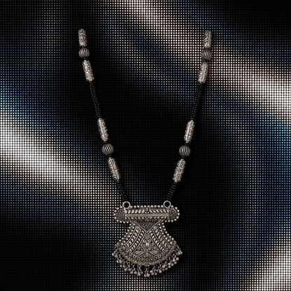 Milam Rajat Veena Mangalsutra