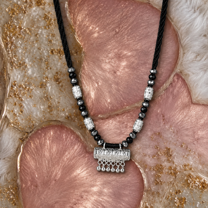 Pangot Tarini White Silver Mangalsutra