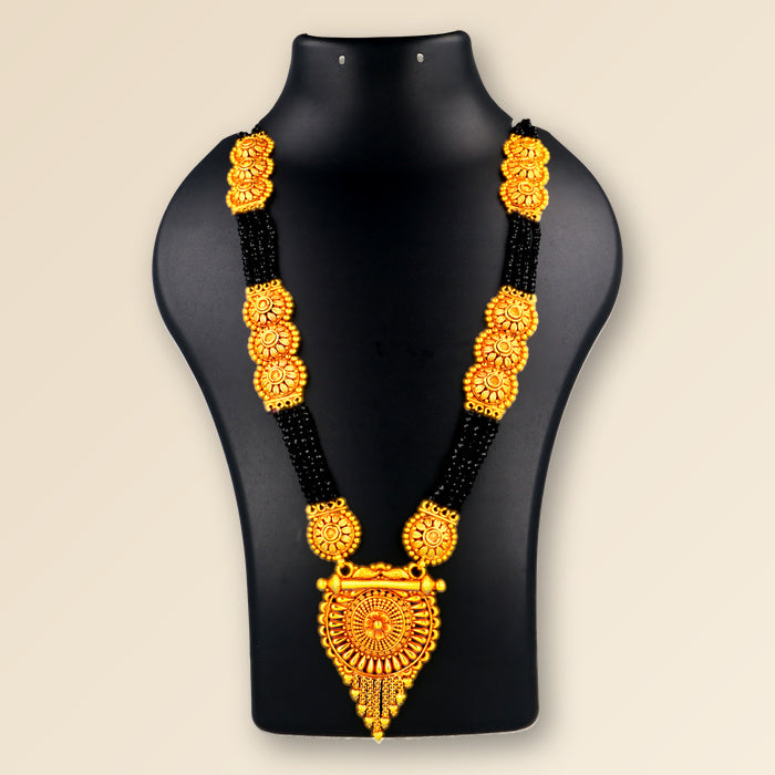 Karnaprayag Surya-Mandal Mangalsutra - view 1