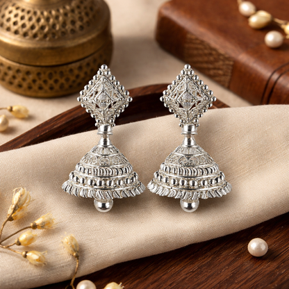 Kumaoni Rajat Jhumki Vilas