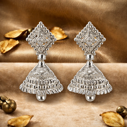 Kumaoni Rajat Jhumki Vilas